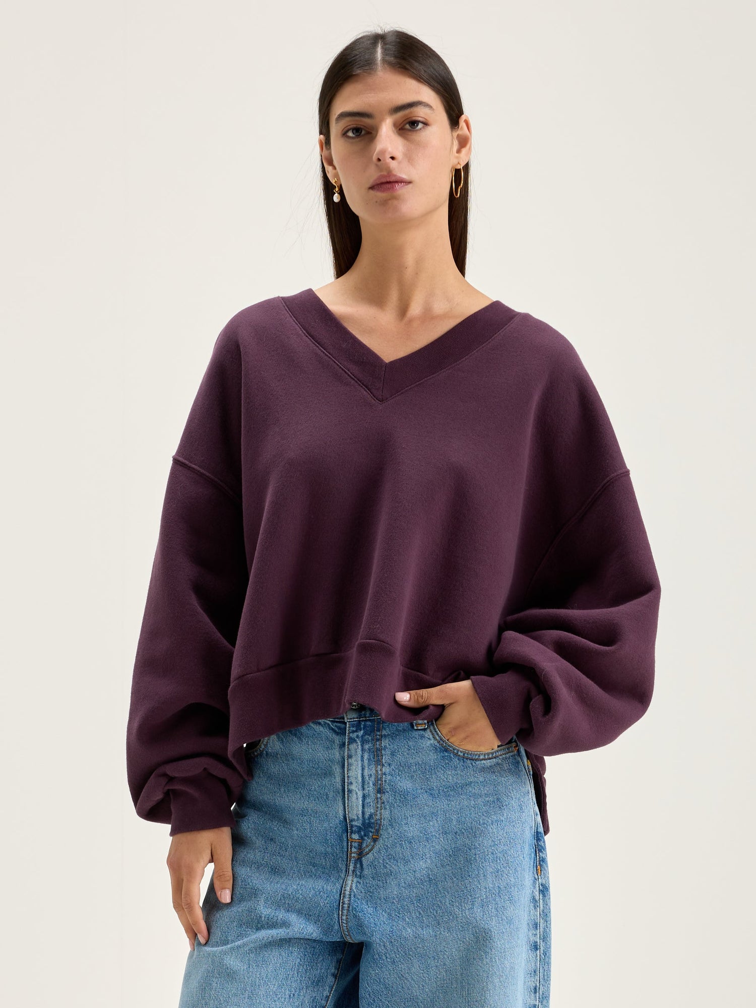 Bellerose Varola V-Neck Sweatshirt Wine – Peony Rouge