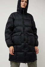 Taion Volume Hood Down Coat Black