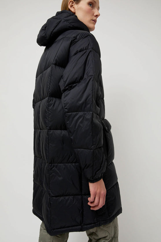 Taion Volume Hood Down Coat Black