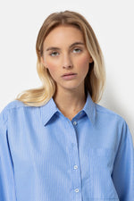 Âme Antwerp Lana Striped Cropped Shirt - Light Blue