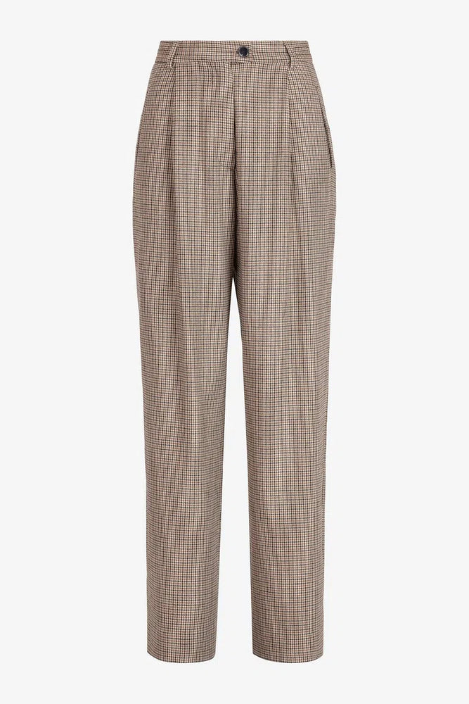 Pomandère Trousers with slightly wide leg cut and pleats