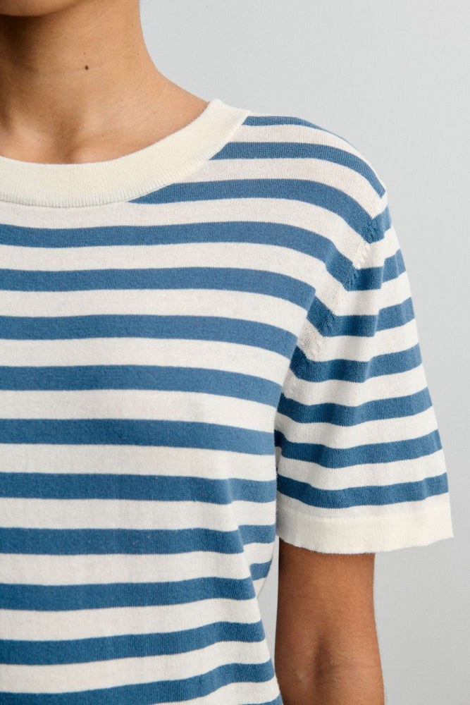 FUB Classic tee - Ecru/Washed indigo