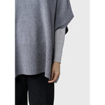 Klitmöller Collective Alba knit poncho - Light grey