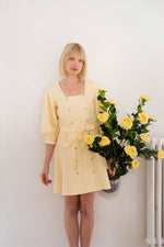 THE TINY BIG SISTER Buttoned dress - Yellow