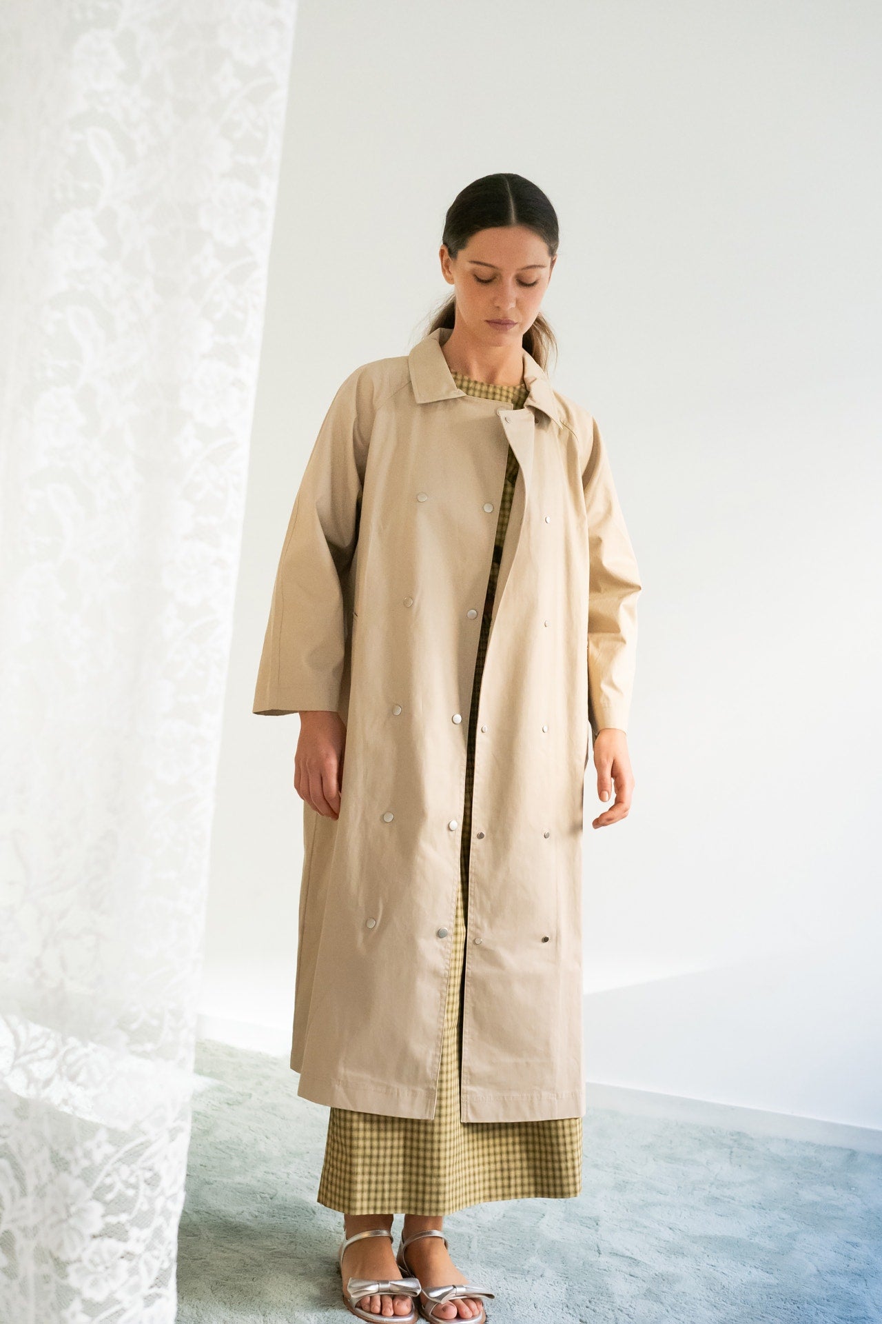 THE TINY BIG SISTER Trench coat - Vanilla – Peony Rouge