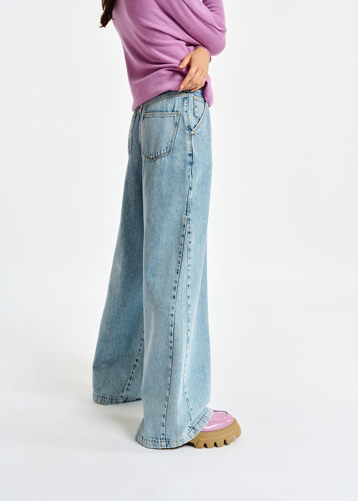 ESSENTIEL Wide-leg blue jeans